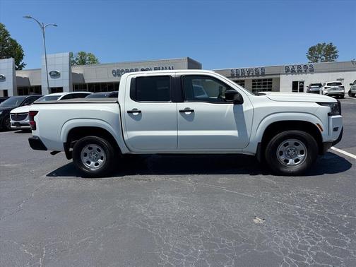 Glacier White 2022 Nissan Frontier S