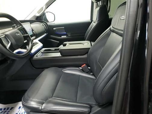 Black Metallic 2025 Ford Expedition Platinum