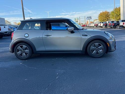 2022 MINI Hardtop Cooper S