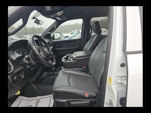 2021 RAM 2500 Tradesman Crew Cab 4x4 6'4' Box