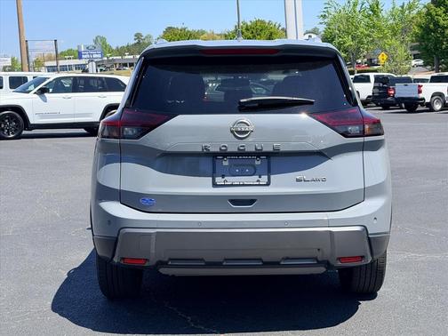 2024 Nissan Rogue SL