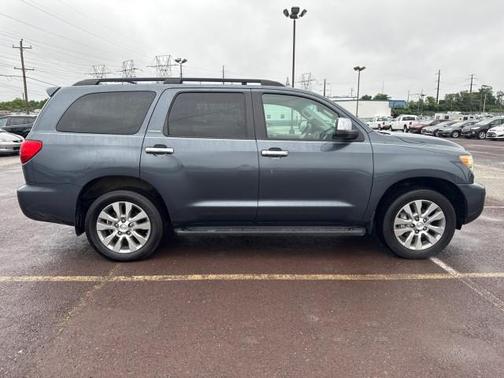 2010 Toyota Sequoia Limited