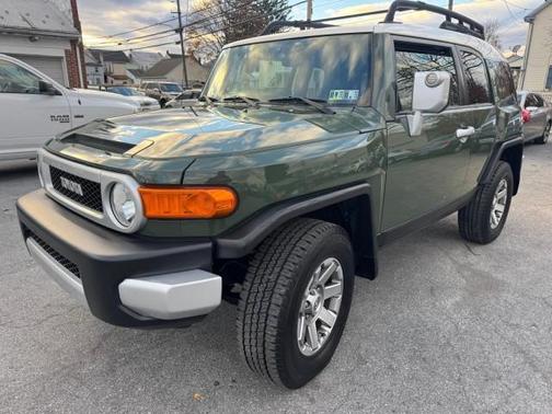 2014 Toyota FJ Cruiser Base