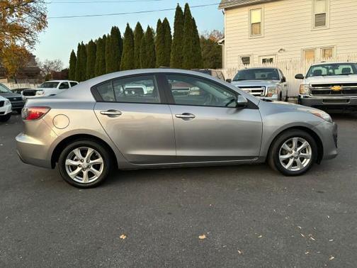 2010 Mazda Mazda3 i Touring