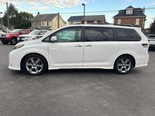 2013 Toyota Sienna SE