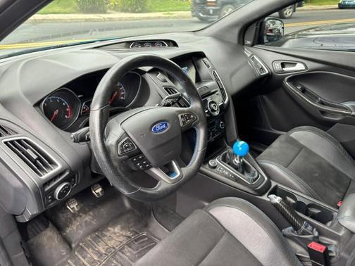 2018 Ford Focus RS Base