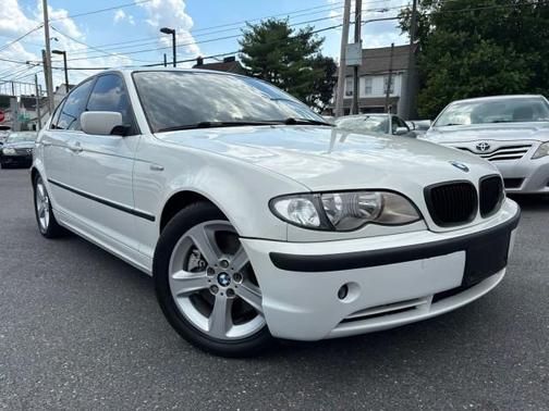 2005 BMW 330 330i