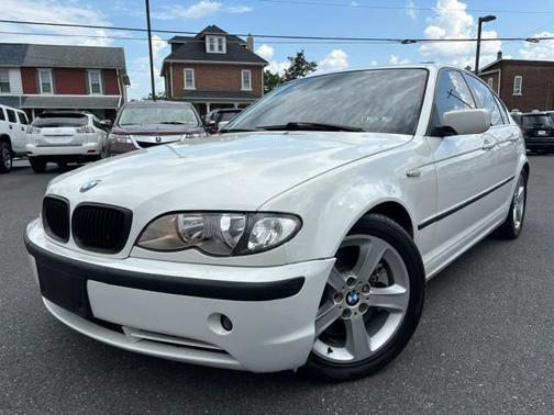 2005 BMW 330 330i