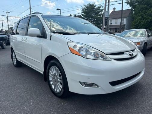 2009 Toyota Sienna XLE