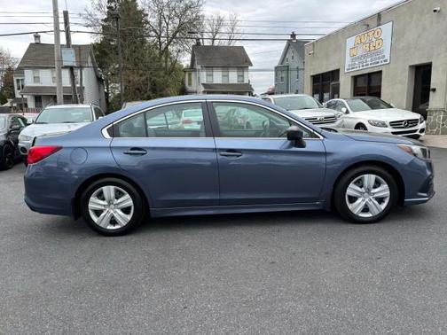 2018 Subaru Legacy Base