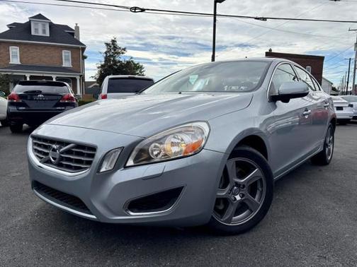 2013 Volvo S60 T5 Premier