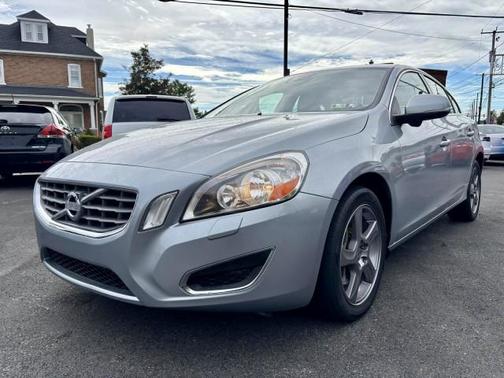 2013 Volvo S60 T5 Premier