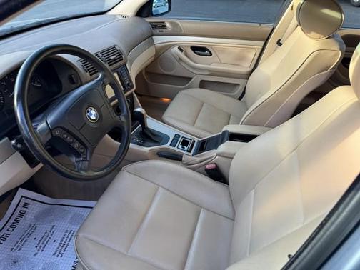 2001 BMW 525 525iA