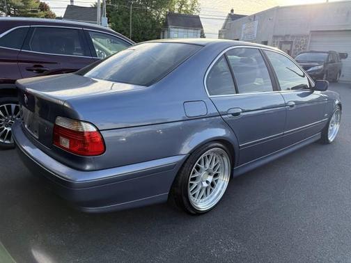 2001 BMW 525 525iA