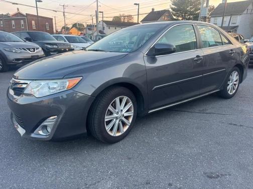 Magnetic Gray Metallic 2014 Toyota Camry XLE