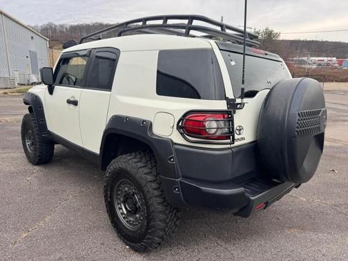 2014 Toyota FJ Cruiser Base