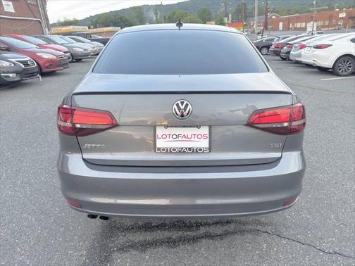 2016 Volkswagen Jetta 1.8T Sport