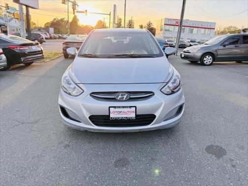 2017 Hyundai Accent SE