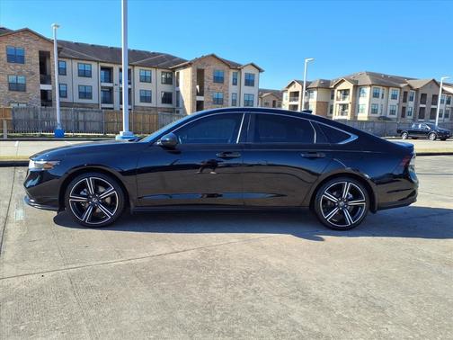 2024 Honda Accord Hybrid 