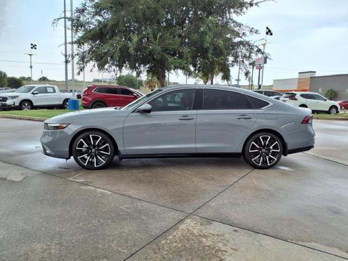 2025 Honda Accord Hybrid