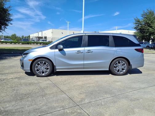 2025 Honda Odyssey 