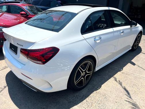 2021 Mercedes-Benz A-Class A 220 4MATIC