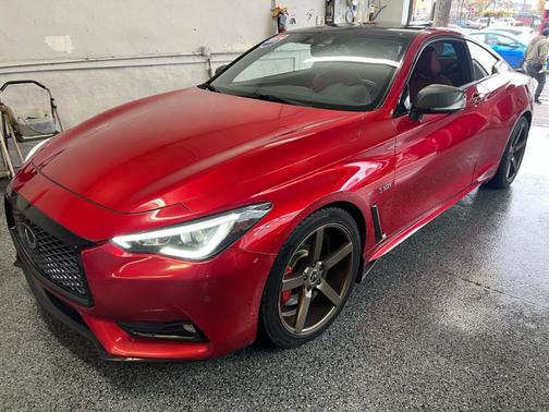 2017 INFINITI Q60 400
