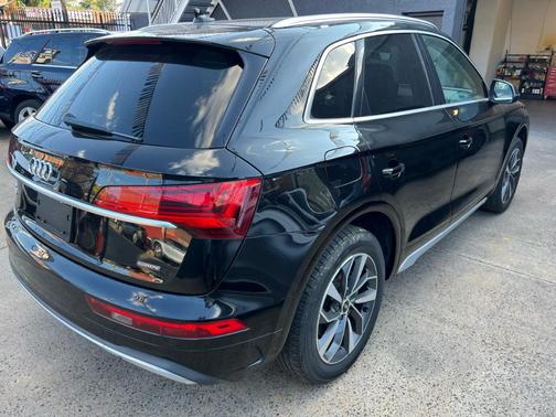 2021 Audi Q5 40 Premium Plus