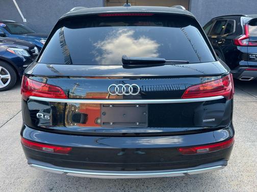 2021 Audi Q5 40 Premium Plus