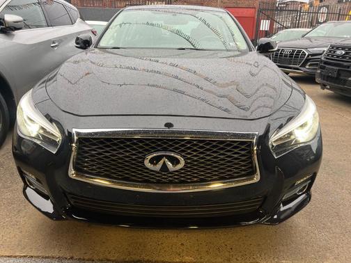 2017 INFINITI Q50 2.0T Premium