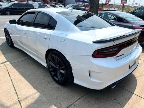 2019 Dodge Charger Scat Pack