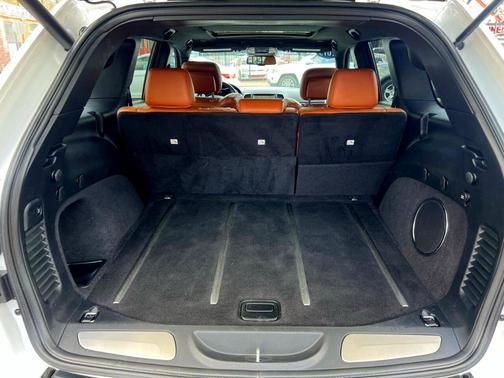 2015 Jeep Grand Cherokee SRT