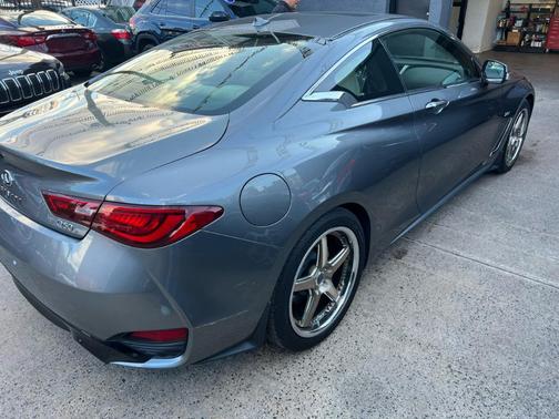 2017 INFINITI Q60 3.0T Premium