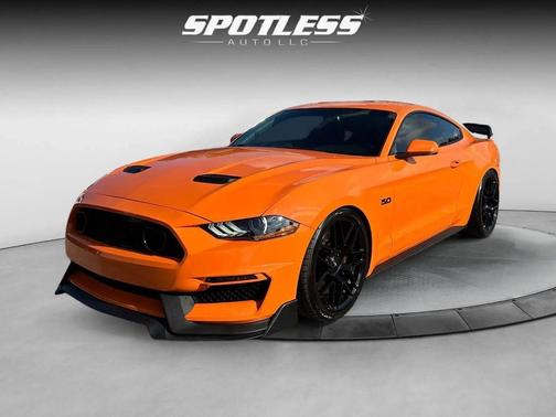 Twister Orange Tri-Coat 2020 Ford Mustang GT