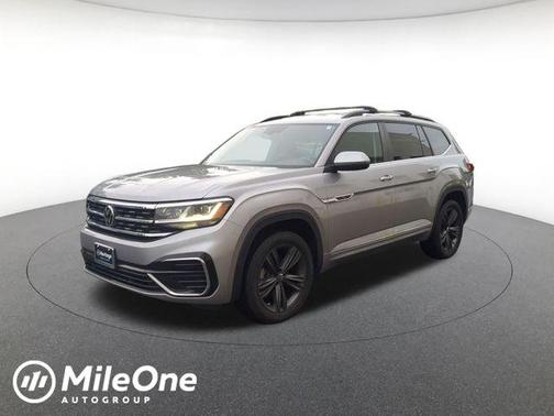 Pyrite Silver Metallic 2021 Volkswagen Atlas 3.6 V6 SE w/ Technology R-Line