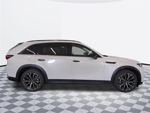 2025 Mazda CX-70 PHEV Premium Package