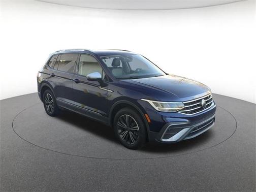 2024 Volkswagen Tiguan 2.0T Wolfsburg Edition