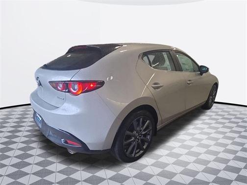 2025 Mazda Mazda3 FWD w/Preferred Package