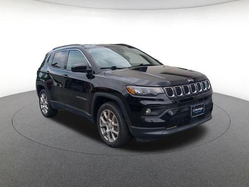 Diamond Black 2023 Jeep Compass Latitude Lux