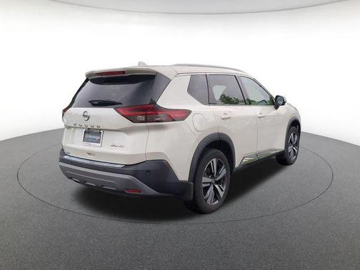White 2021 Nissan Rogue SL