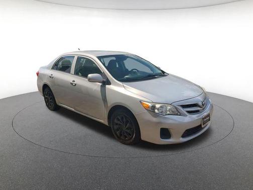 Classic Silver Metallic 2013 Toyota Corolla L