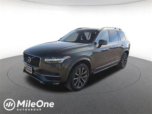 2018 Volvo XC90 T6 Momentum