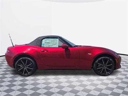 2025 Mazda MX-5 Miata Grand Touring