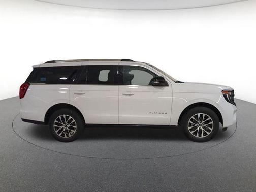 Oxford White 2025 Ford Expedition Platinum