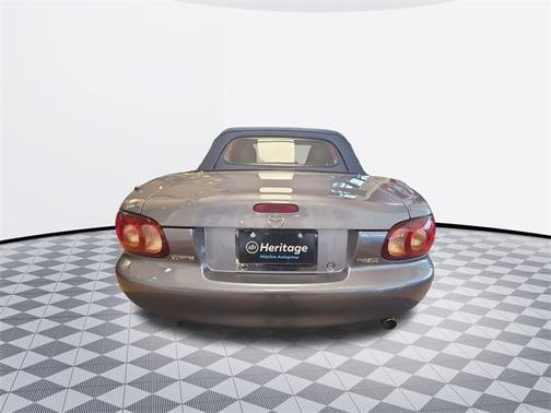 2003 Mazda MX-5 Miata Shinsen