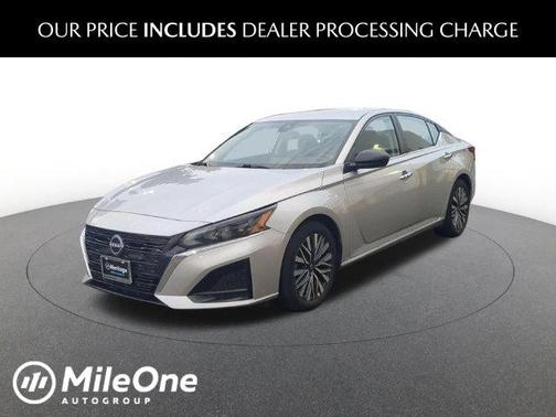 Brilliant Silver Metallic 2025 Nissan Altima SV