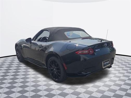 2025 Mazda MX-5 Miata Club