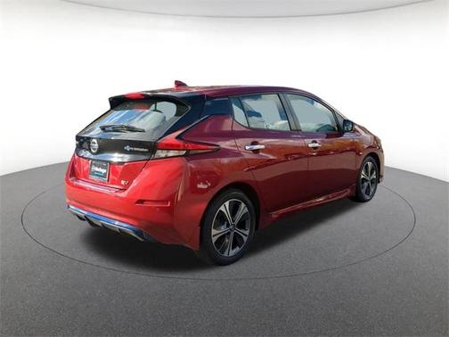 2022 Nissan Leaf SV