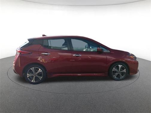 2022 Nissan Leaf SV