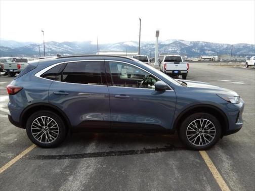 2025 Ford Escape PHEV Base